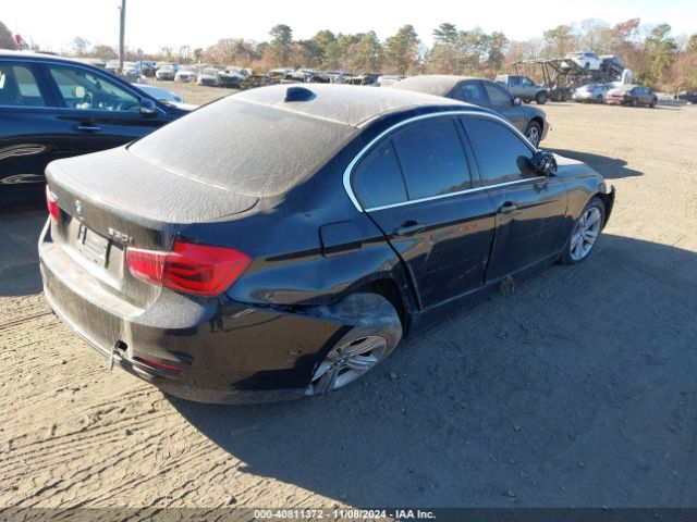 Photo 3 VIN: WBA8D9C51JEM33122 - BMW 330I 