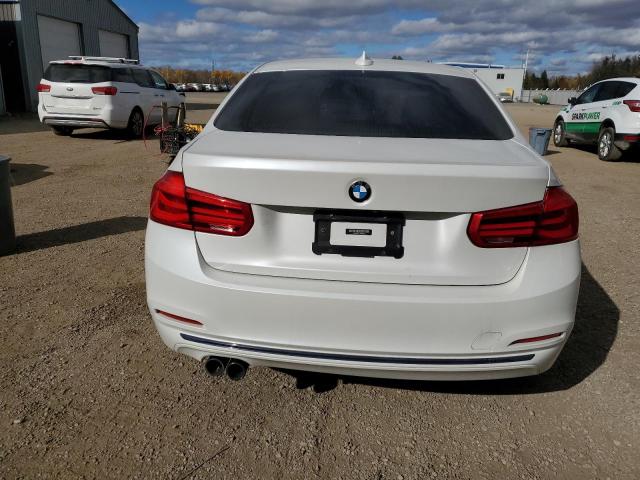 Photo 5 VIN: WBA8D9C51JEM33900 - BMW 330 XI 