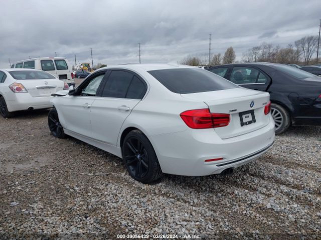 Photo 2 VIN: WBA8D9C52JA608498 - BMW 330I 