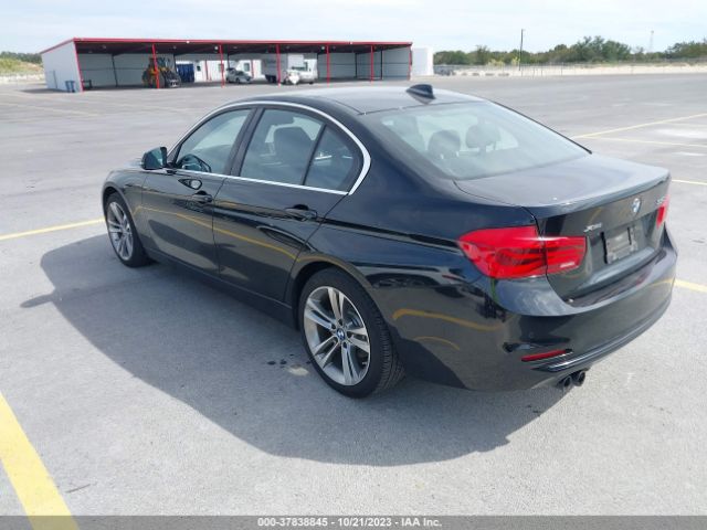 Photo 2 VIN: WBA8D9C54HK677715 - BMW 330I 