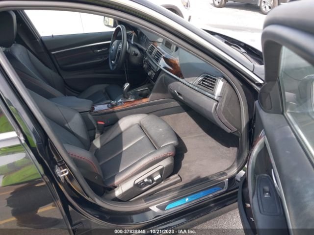 Photo 4 VIN: WBA8D9C54HK677715 - BMW 330I 