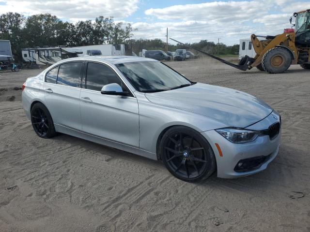 Photo 3 VIN: WBA8D9C54HK677987 - BMW 330 XI 