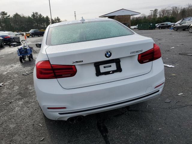 Photo 5 VIN: WBA8D9C54JA607952 - BMW 330 XI 