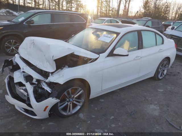 Photo 1 VIN: WBA8D9C54JEM33633 - BMW 330I 