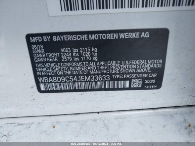 Photo 8 VIN: WBA8D9C54JEM33633 - BMW 330I 