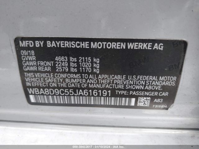 Photo 8 VIN: WBA8D9C55JA616191 - BMW 330I 