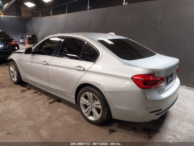 Photo 2 VIN: WBA8D9C57JEB35306 - BMW 330I 