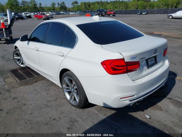 Photo 2 VIN: WBA8D9C57JEB35354 - BMW 330I 