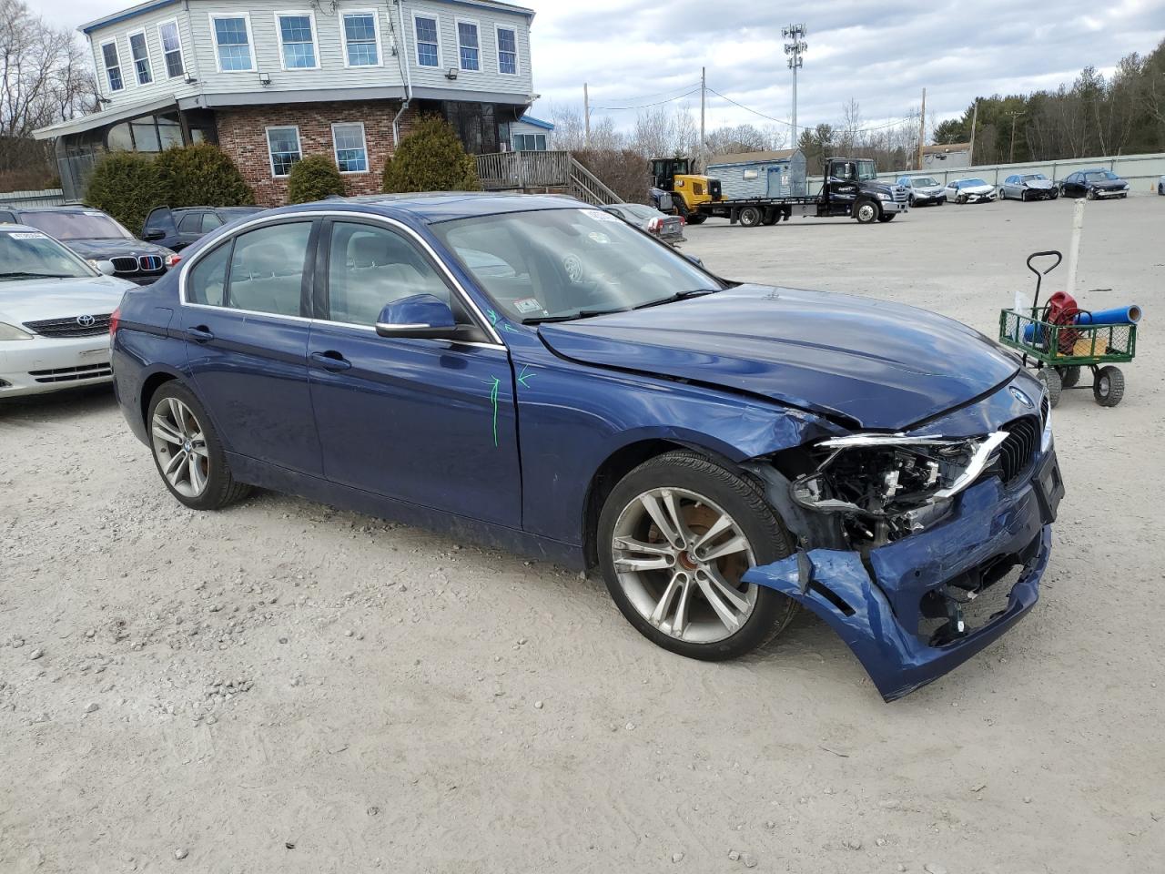 Photo 3 VIN: WBA8D9C58HA003704 - BMW 330I XDRIVE 