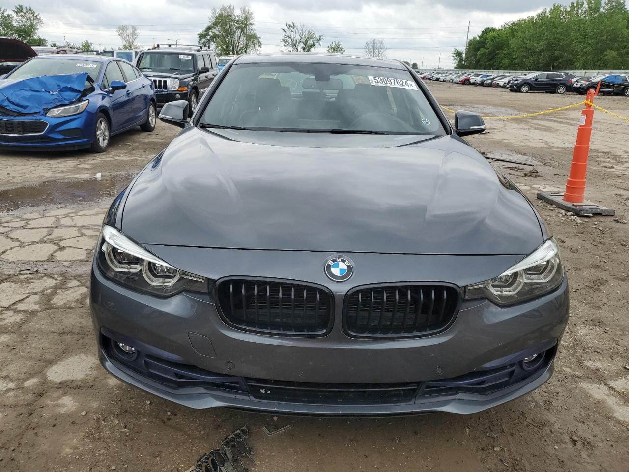 Photo 4 VIN: WBA8D9C59JA615951 - BMW 3ER 