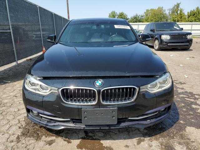 Photo 4 VIN: WBA8D9C5XJA013477 - BMW 330 XI 