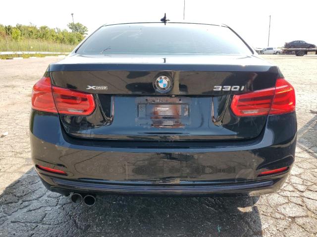 Photo 5 VIN: WBA8D9C5XJA013477 - BMW 330 XI 