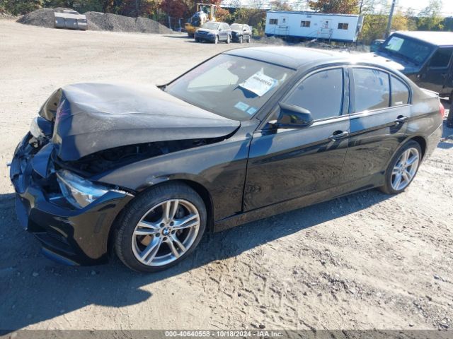 Photo 1 VIN: WBA8D9C5XJEM33068 - BMW 330I 