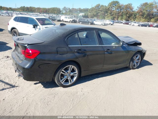 Photo 3 VIN: WBA8D9C5XJEM33068 - BMW 330I 