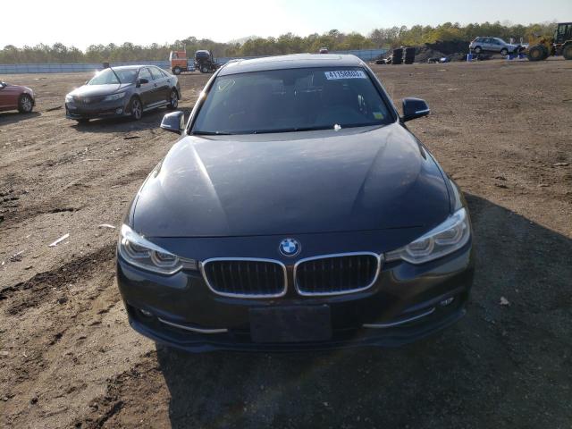 Photo 4 VIN: WBA8D9C5XJEM33328 - BMW 330 XI 