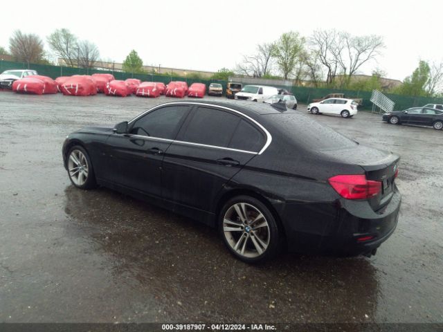 Photo 2 VIN: WBA8D9G31HNU65023 - BMW 330 XI 