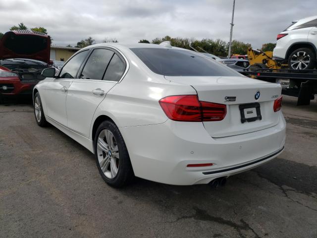 Photo 2 VIN: WBA8D9G32HNU62986 - BMW 330 XI 