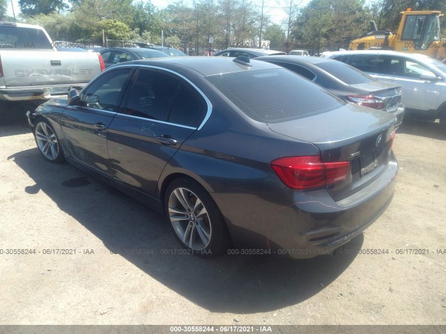 Photo 2 VIN: WBA8D9G33HNU64780 - BMW 3 