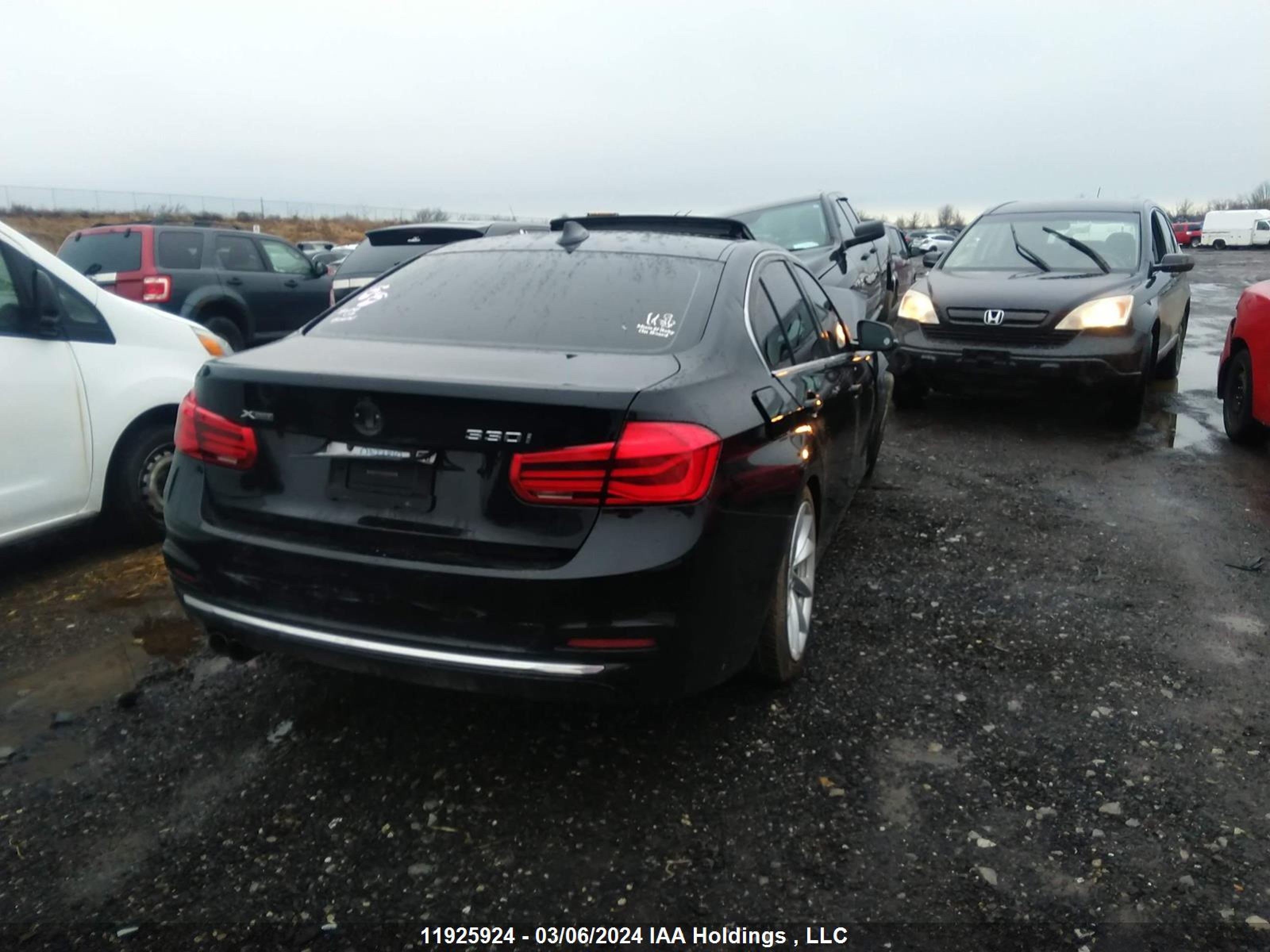 Photo 3 VIN: WBA8D9G34HNU64979 - BMW 3ER 