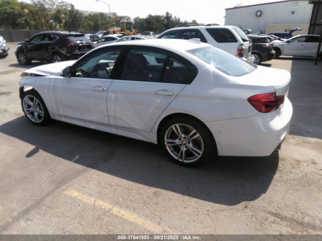 Photo 2 VIN: WBA8D9G37HNU65401 - BMW 330I 