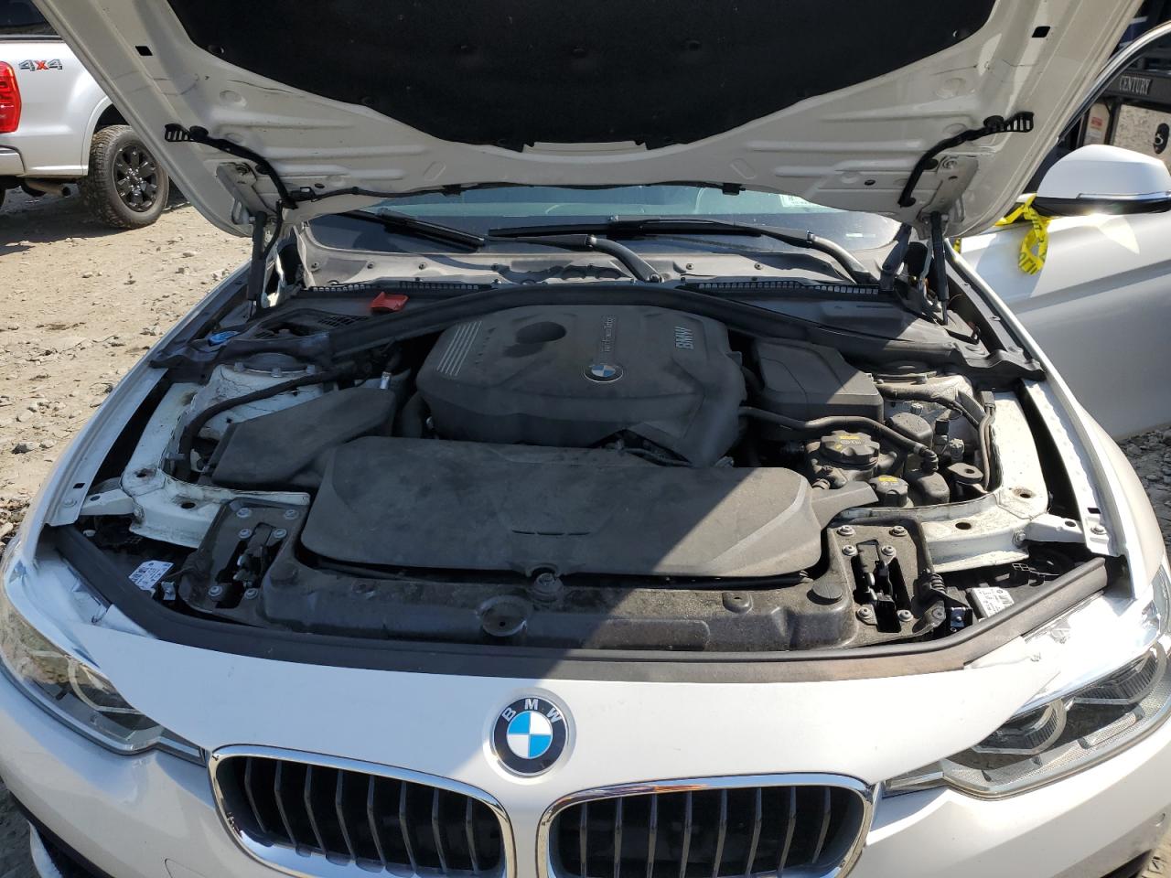 Photo 10 VIN: WBA8D9G38HNU61809 - BMW 3ER 