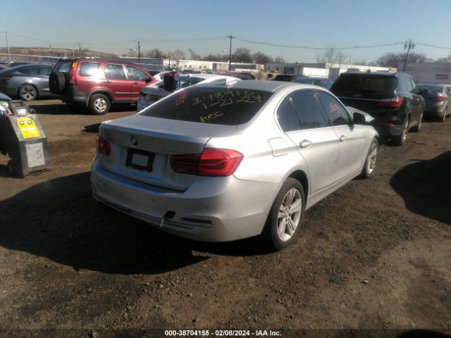 Photo 3 VIN: WBA8D9G38HNU62457 - BMW 330I 