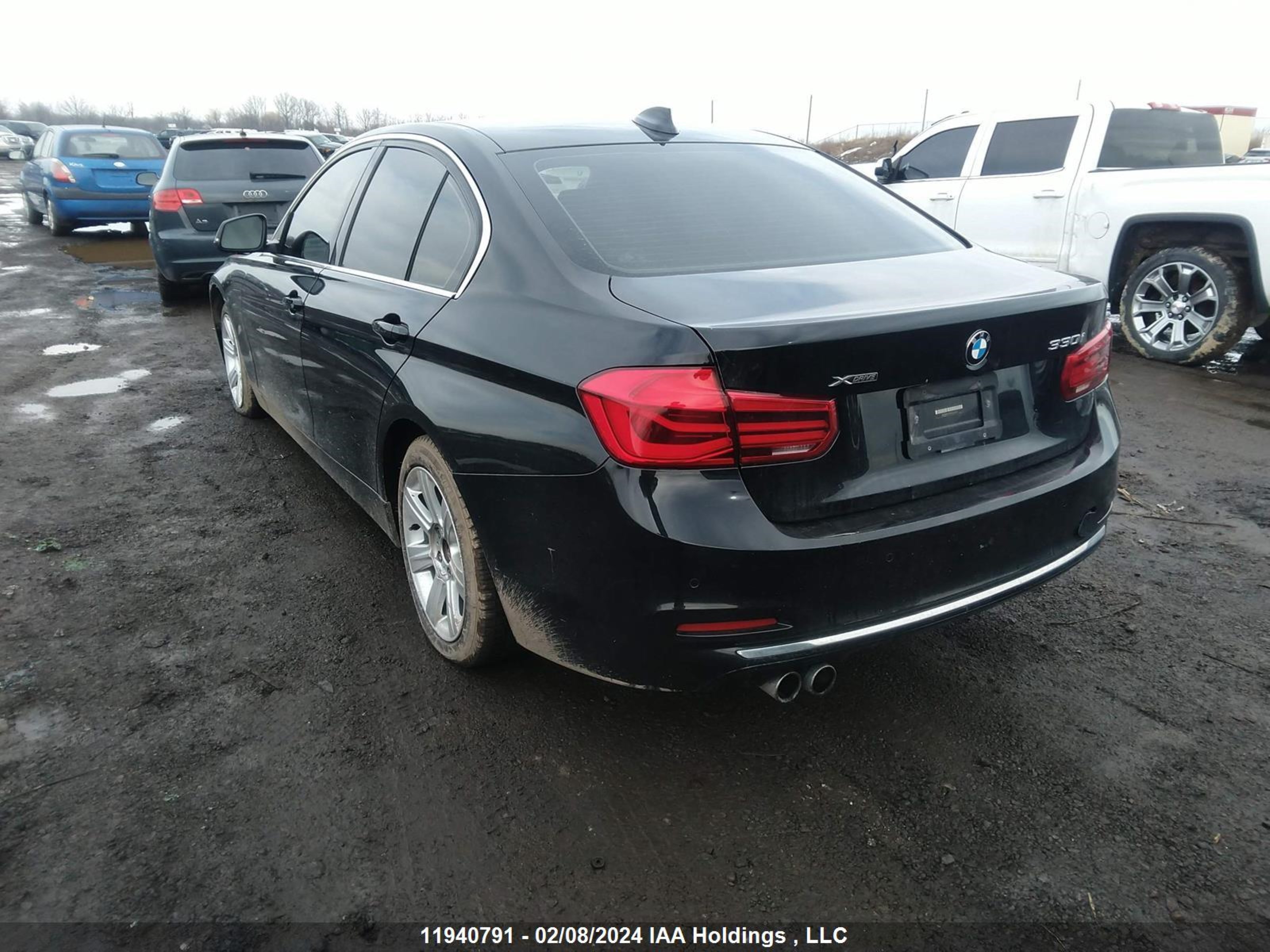 Photo 2 VIN: WBA8D9G38HNU64161 - BMW 3ER 