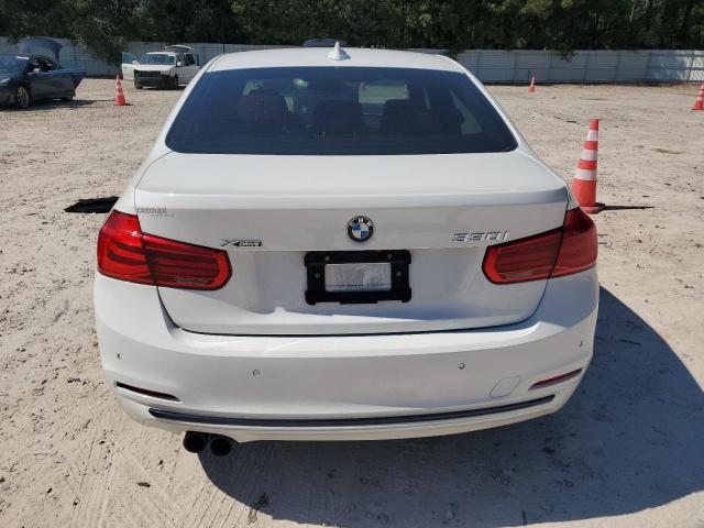 Photo 5 VIN: WBA8D9G38HNU66010 - BMW 330 XI 