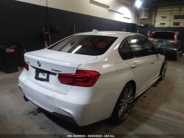 Photo 3 VIN: WBA8D9G50JNU68079 - BMW 330I 