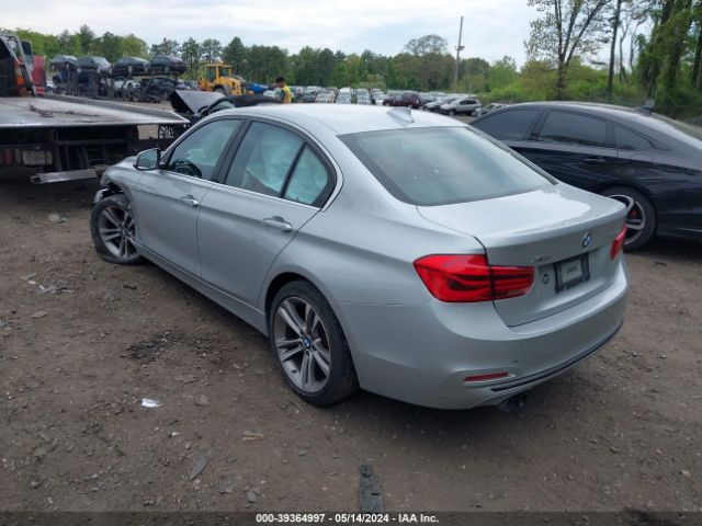 Photo 2 VIN: WBA8D9G54HNU60951 - BMW 330I 