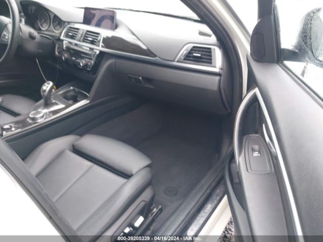 Photo 4 VIN: WBA8D9G57HNU59664 - BMW 330I 