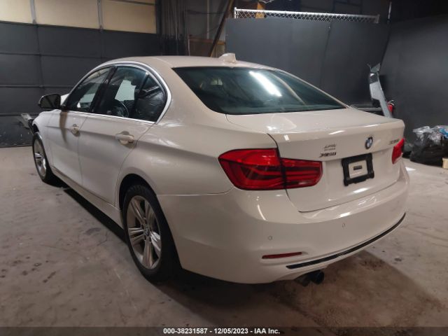 Photo 2 VIN: WBA8D9G58HNU60161 - BMW 330I 