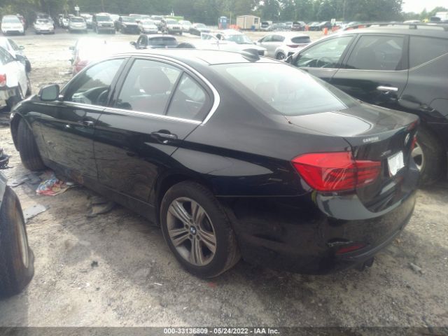 Photo 2 VIN: WBA8D9G5XHNT90999 - BMW 3 SERIES 