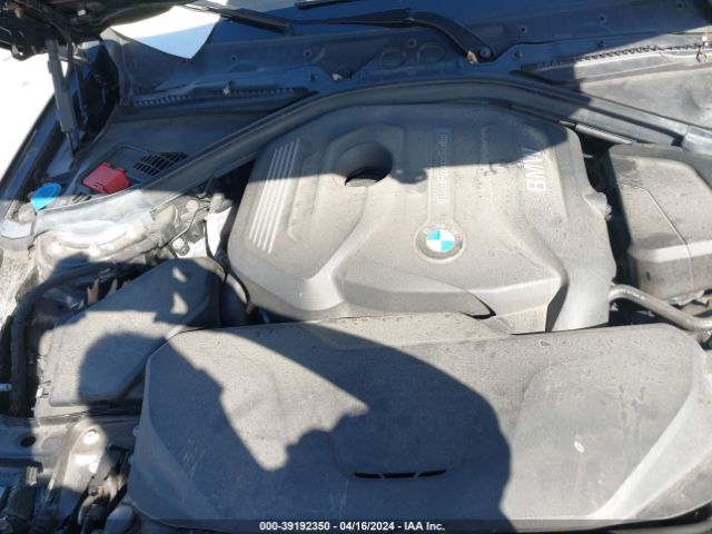 Photo 9 VIN: WBA8D9G5XJNU66713 - BMW 330I 