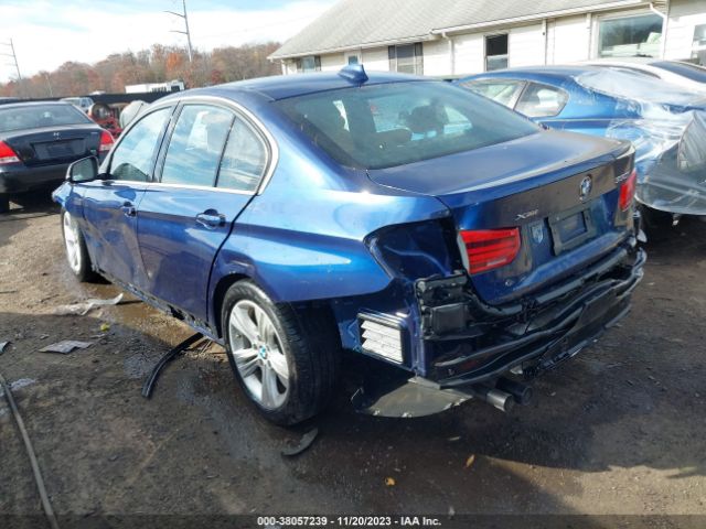 Photo 2 VIN: WBA8D9G5XJNU67182 - BMW 330I 