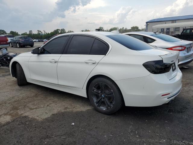 Photo 1 VIN: WBA8D9G5XJNU68395 - BMW 330 XI 