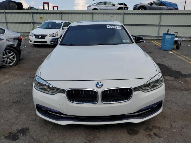 Photo 4 VIN: WBA8D9G5XJNU68395 - BMW 330 XI 