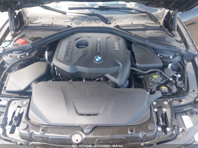 Photo 9 VIN: WBA8D9G5XJNU70356 - BMW 330I 