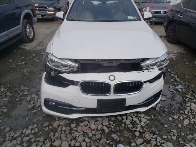 Photo 8 VIN: WBA8D9G5XJNU71197 - BMW 330 XI 