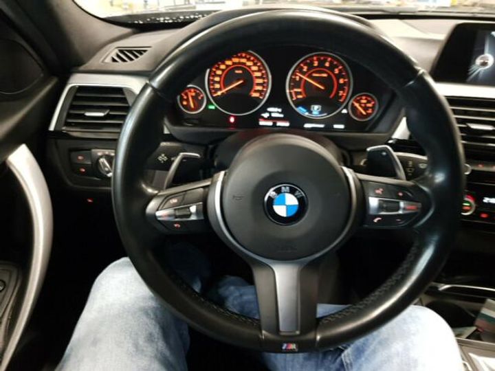 Photo 9 VIN: WBA8E11000K417600 - BMW 3-SERIE 