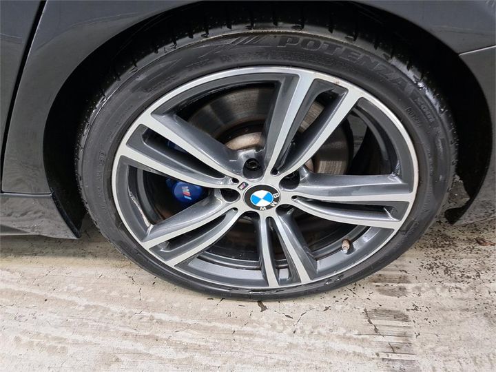 Photo 14 VIN: WBA8E11000K417693 - BMW 330 