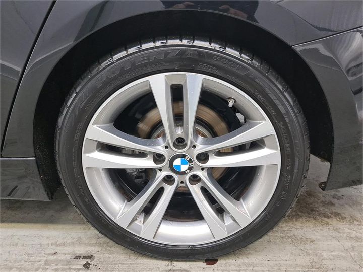 Photo 14 VIN: WBA8E11000K828933 - BMW 330 