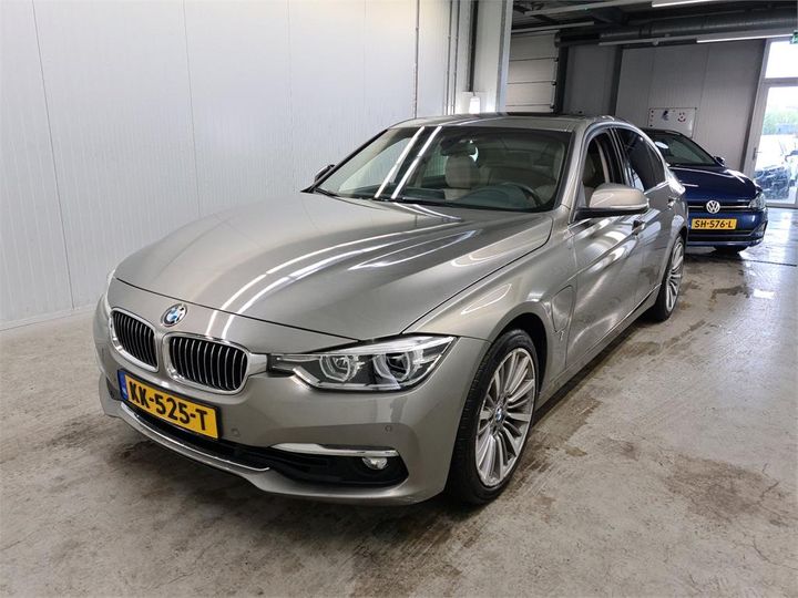 Photo 1 VIN: WBA8E11000K829029 - BMW 330 