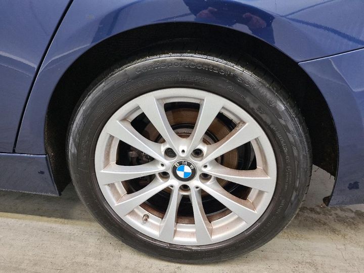 Photo 14 VIN: WBA8E11000K829662 - BMW 330 