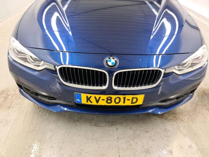 Photo 11 VIN: WBA8E11000K829855 - BMW 330 