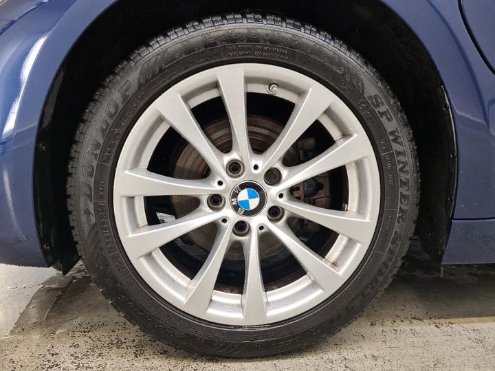 Photo 12 VIN: WBA8E11000K829855 - BMW 330 