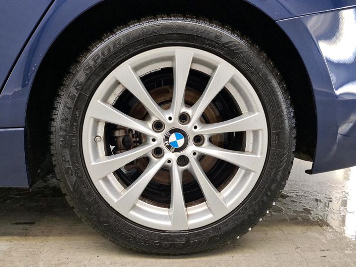 Photo 14 VIN: WBA8E11000K829855 - BMW 330 