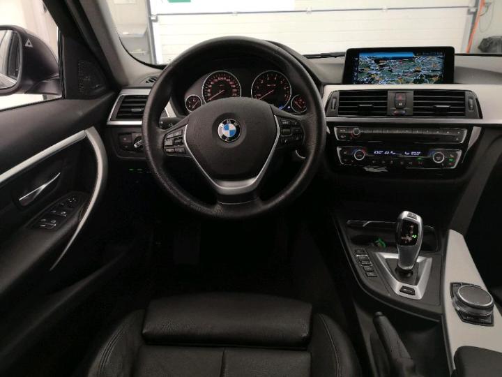 Photo 12 VIN: WBA8E11000K830083 - BMW 3 