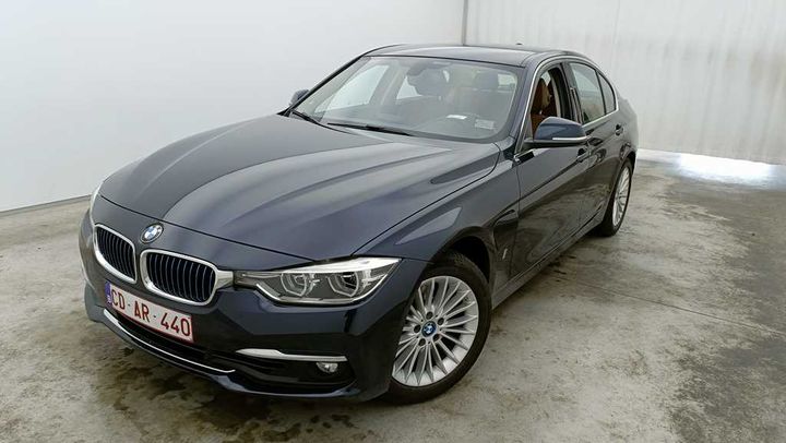 Photo 1 VIN: WBA8E11000K831220 - BMW 3-SERIE 4DRS &#3915 