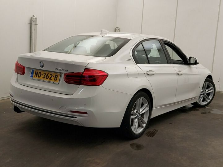 Photo 2 VIN: WBA8E11010K417380 - BMW 3-SERIE 